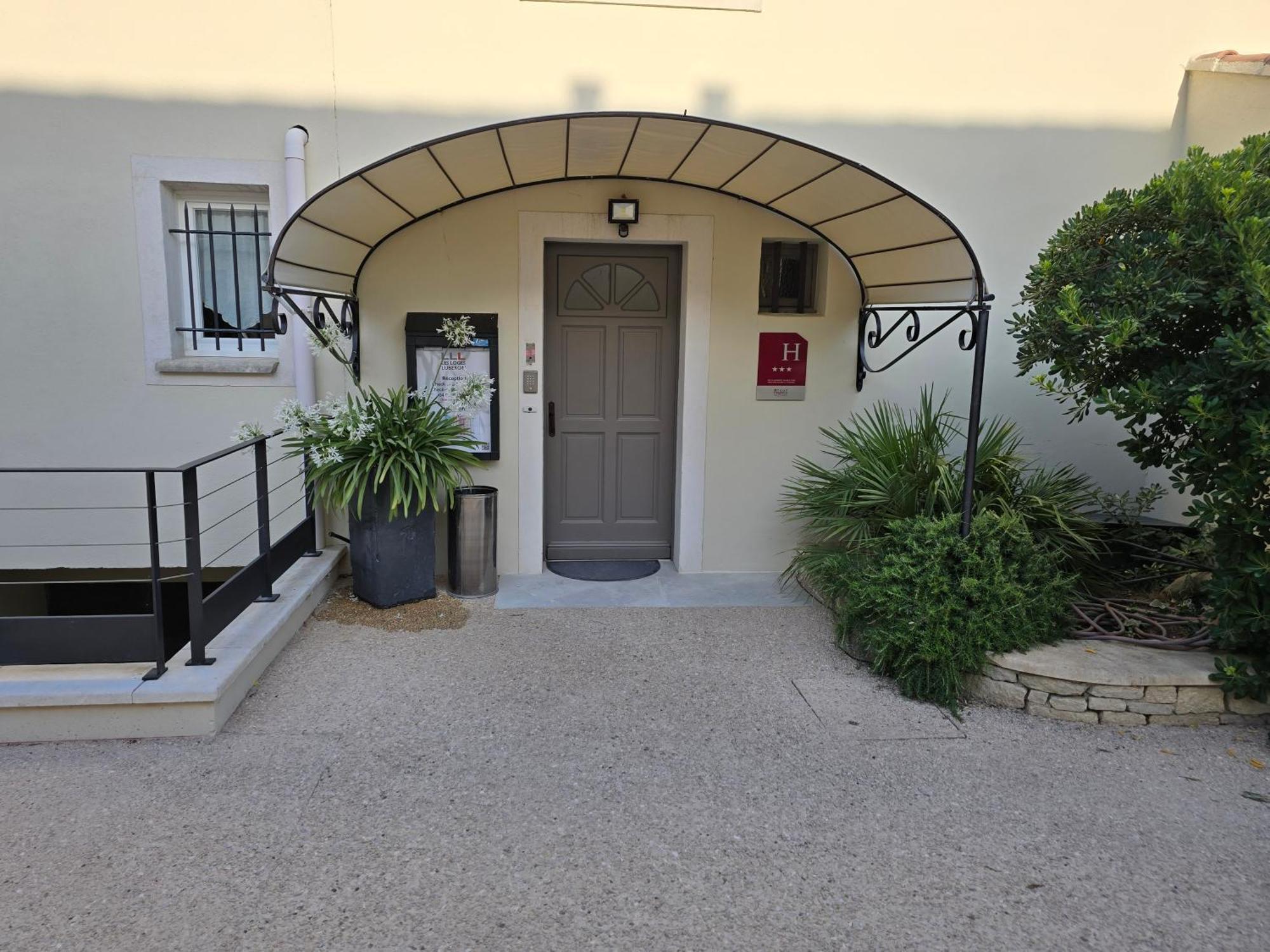 Les Loges Du Luberon Hotel Coustellet Exterior photo