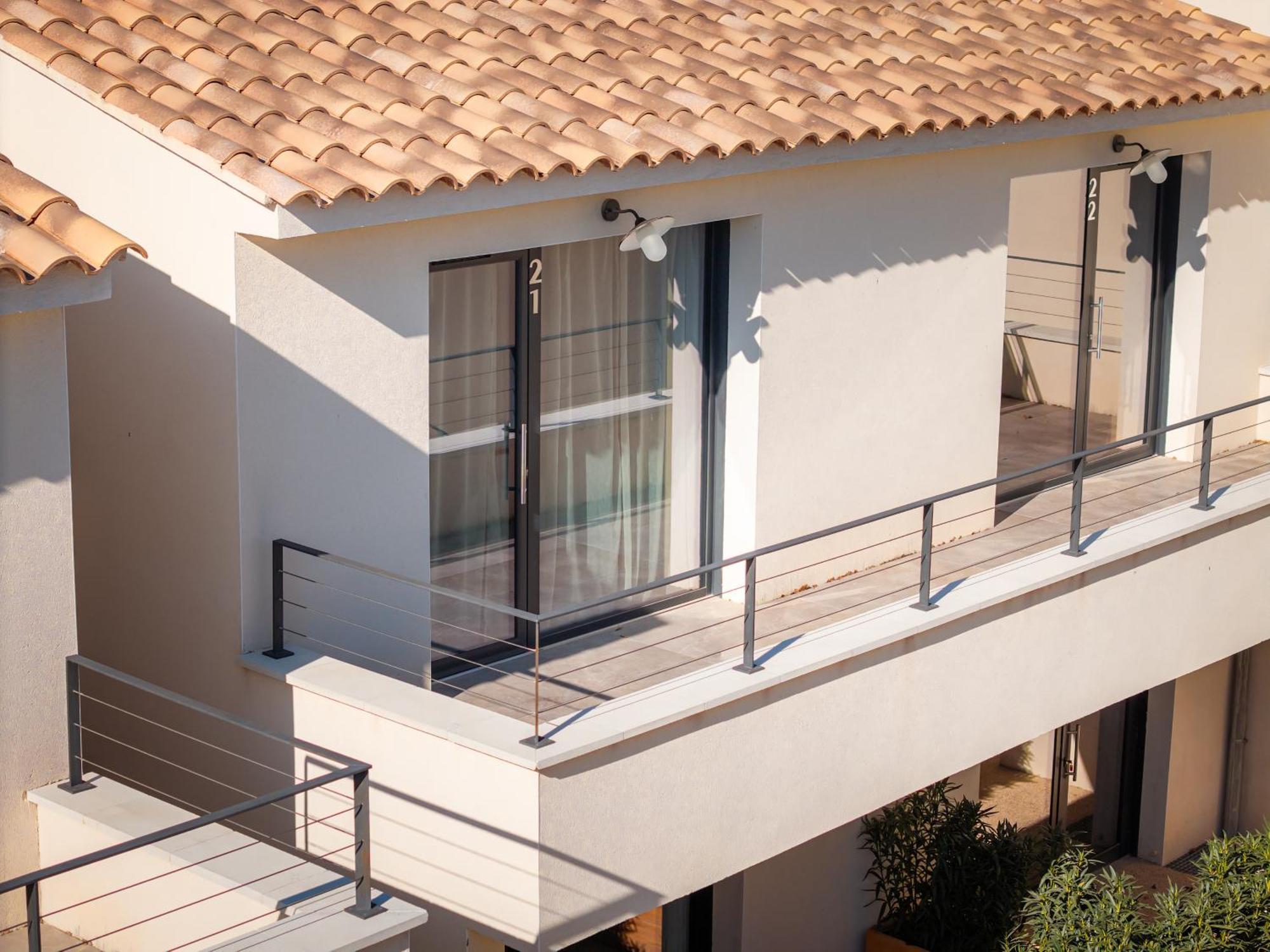 Les Loges Du Luberon Hotel Coustellet Exterior photo
